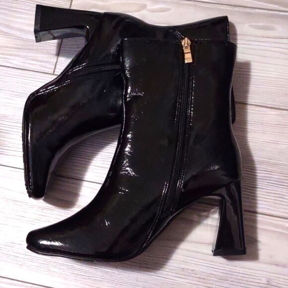 (38-3150)   Womens  Boots  Sz 7.5 - Picture 8 of 11